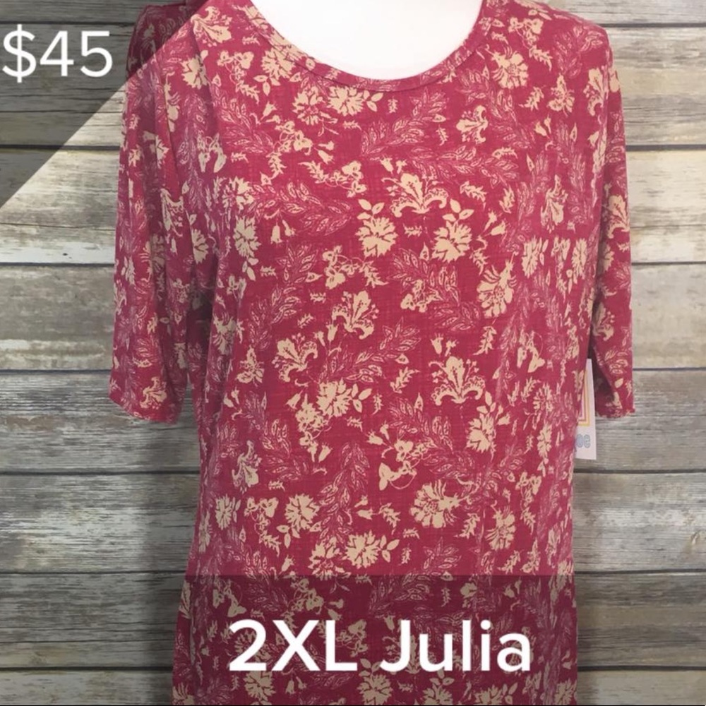 LuLaRoe Julia 3 Quarter Length Dress